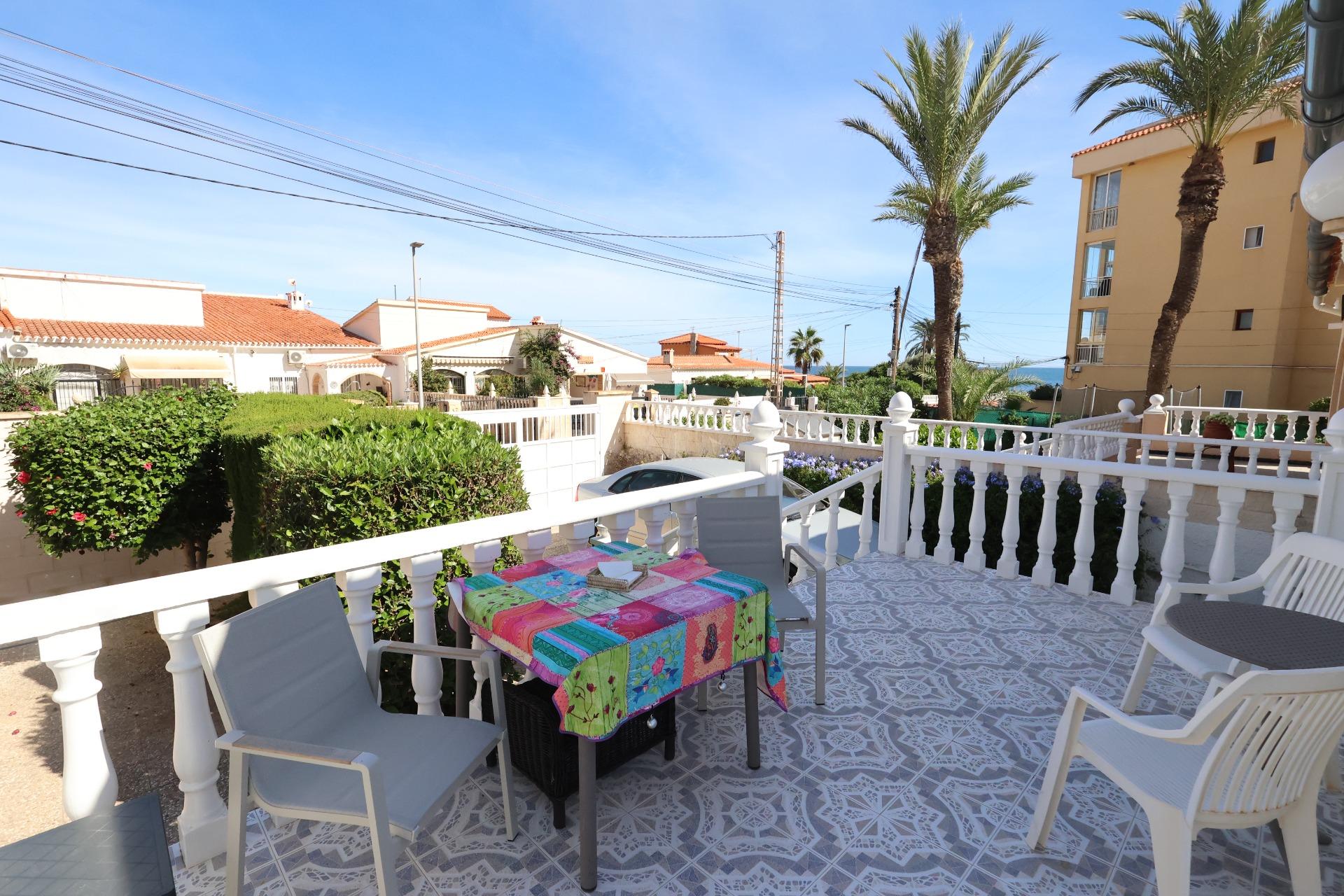 4 Bed, 2 Bath, HouseFor Sale, Torrevieja, Alicante