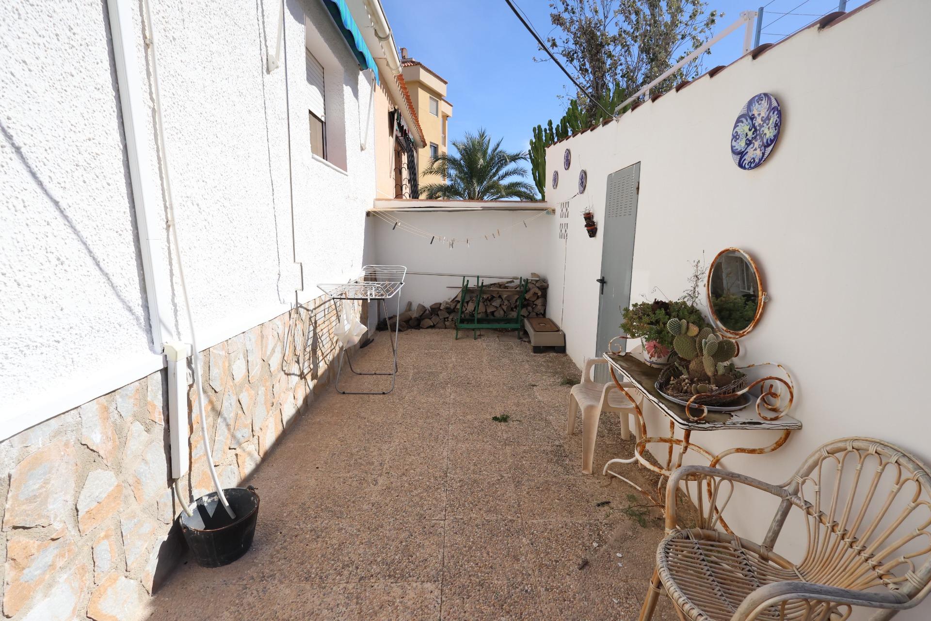 4 Bed, 2 Bath, HouseFor Sale, Torrevieja, Alicante