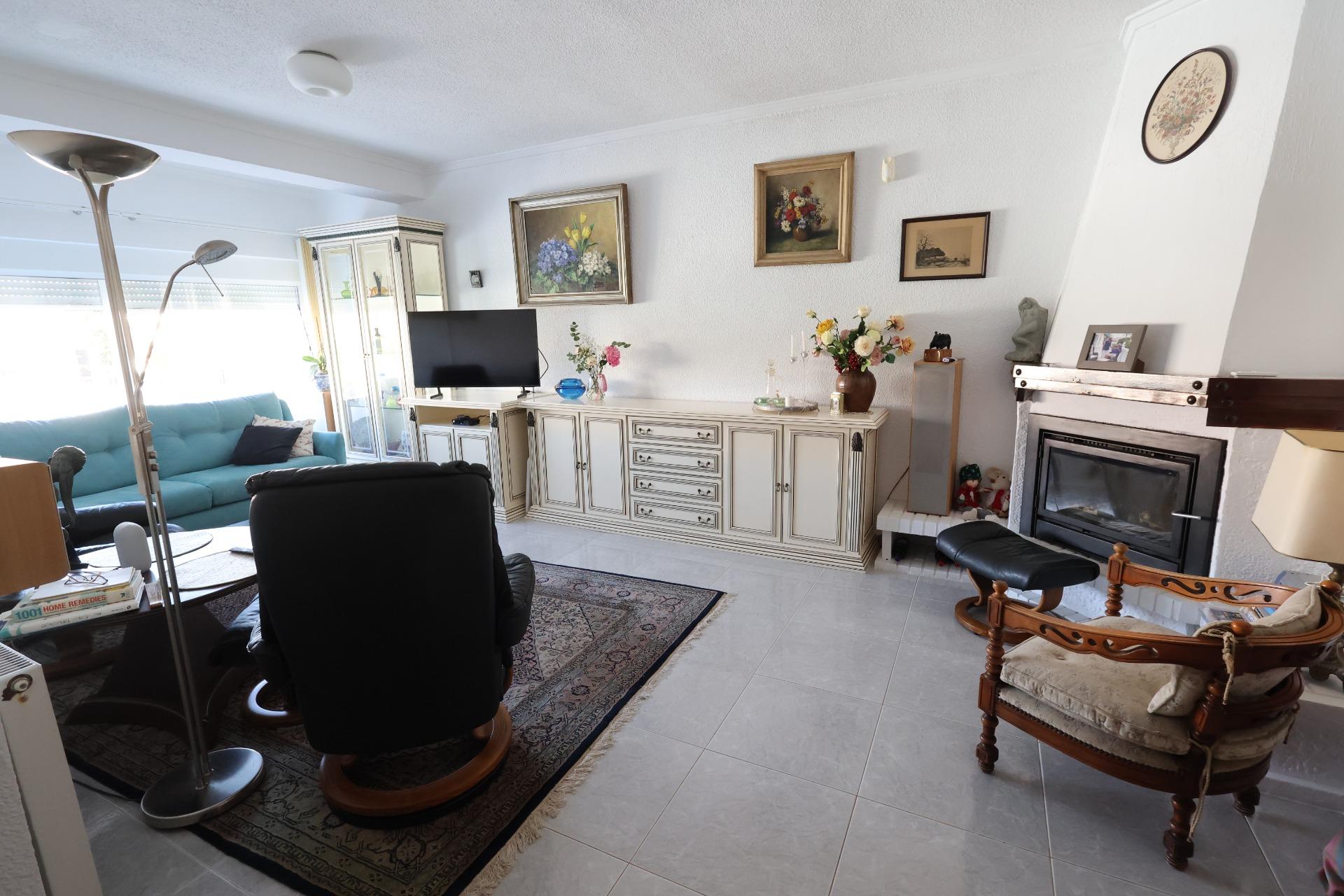 4 Bed, 2 Bath, HouseFor Sale, Torrevieja, Alicante