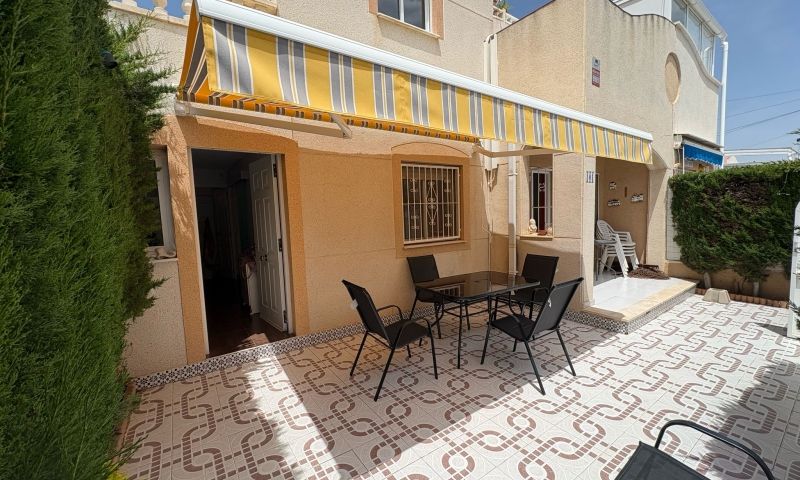3 Bed, 2 Bath, ApartmentFor Sale, Torrevieja, Alicante