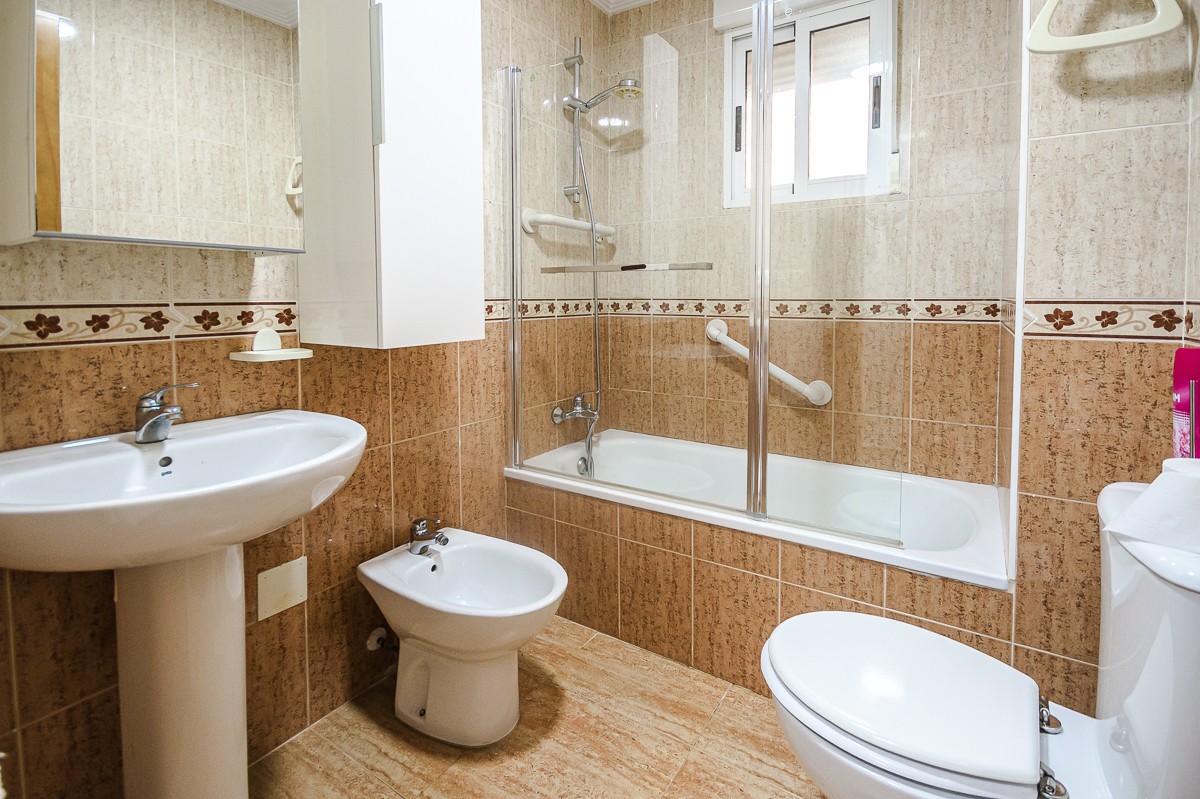 2 Bed, 1 Bath, ApartmentFor Sale, Orihuela Costa, Alicante