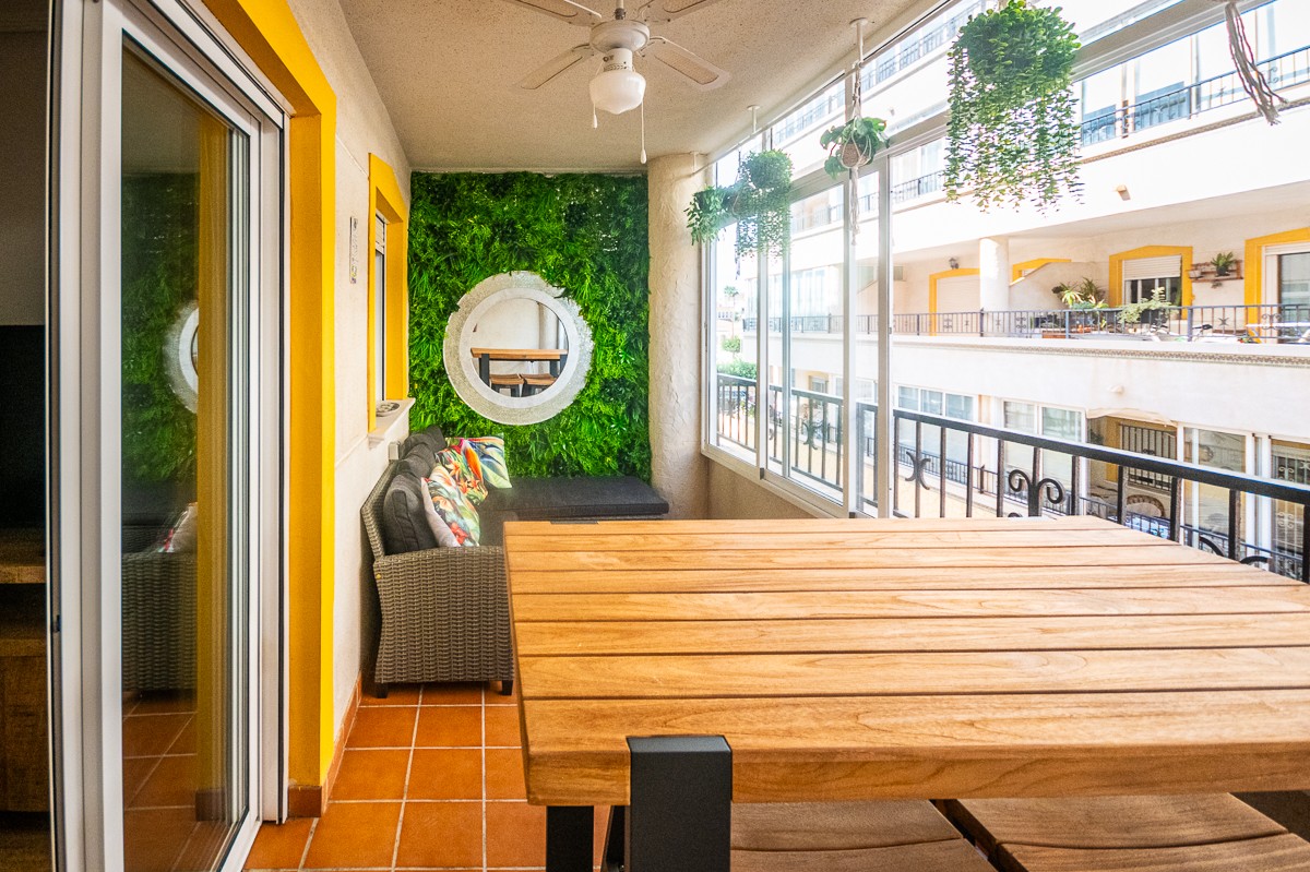 2 Bed, 1 Bath, ApartmentFor Sale, Orihuela Costa, Alicante