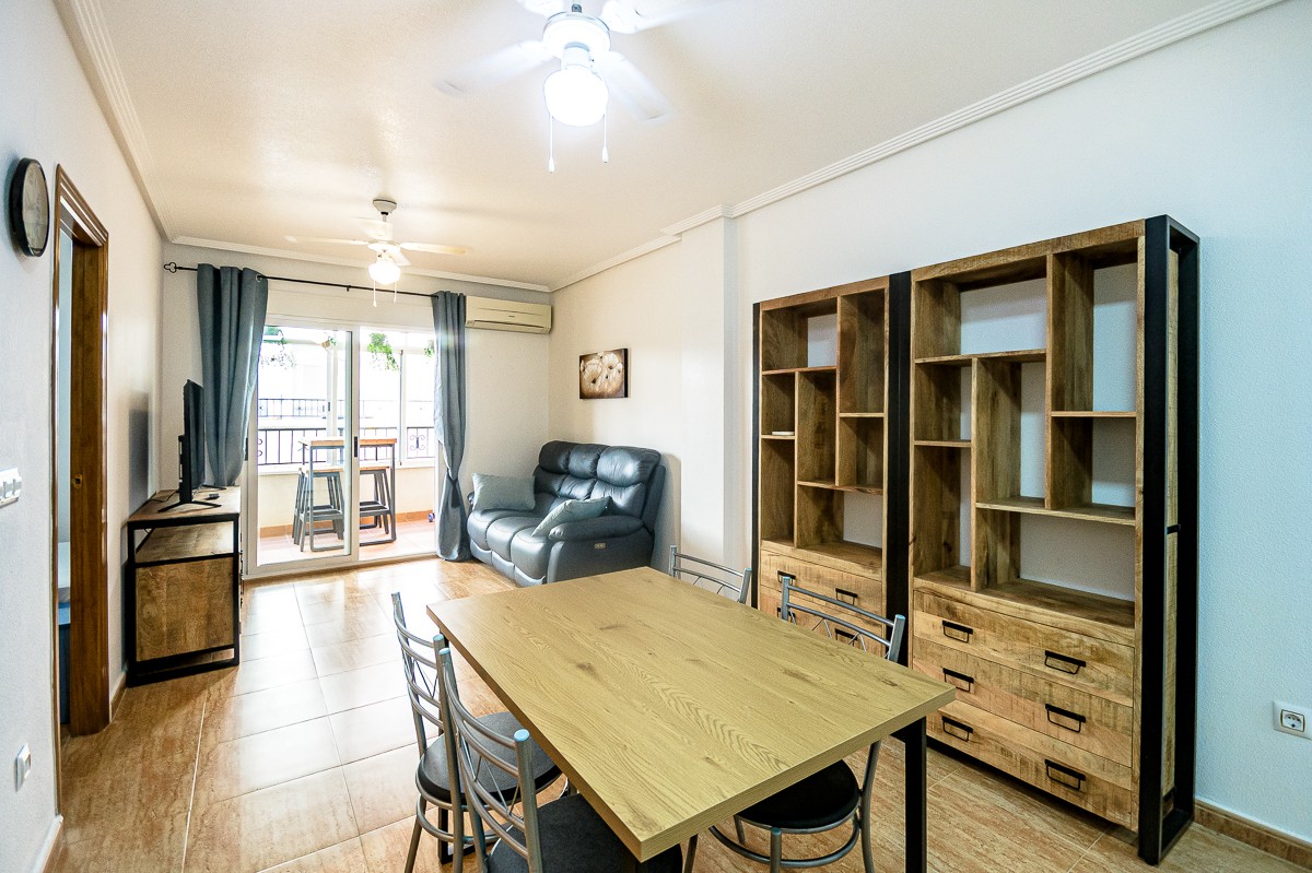 2 Bed, 1 Bath, ApartmentFor Sale, Orihuela Costa, Alicante