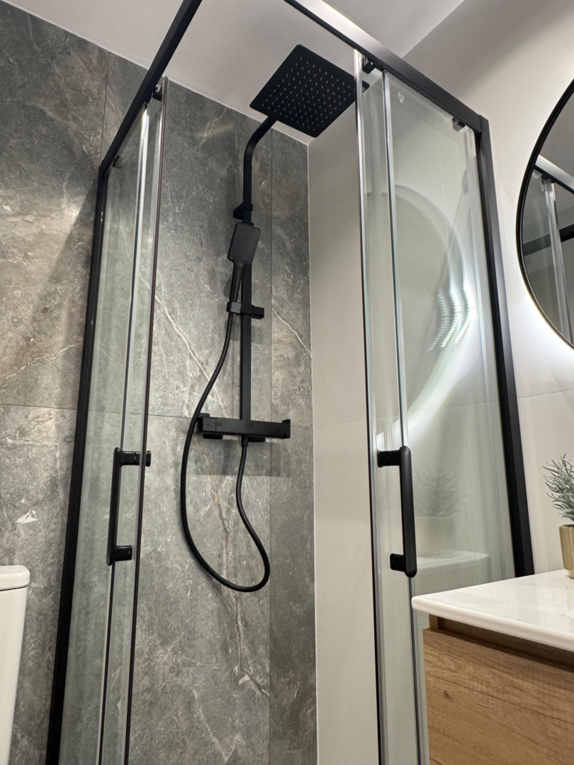 4 Bed, 2 Bath, ApartmentFor Sale, Torrevieja, Alicante