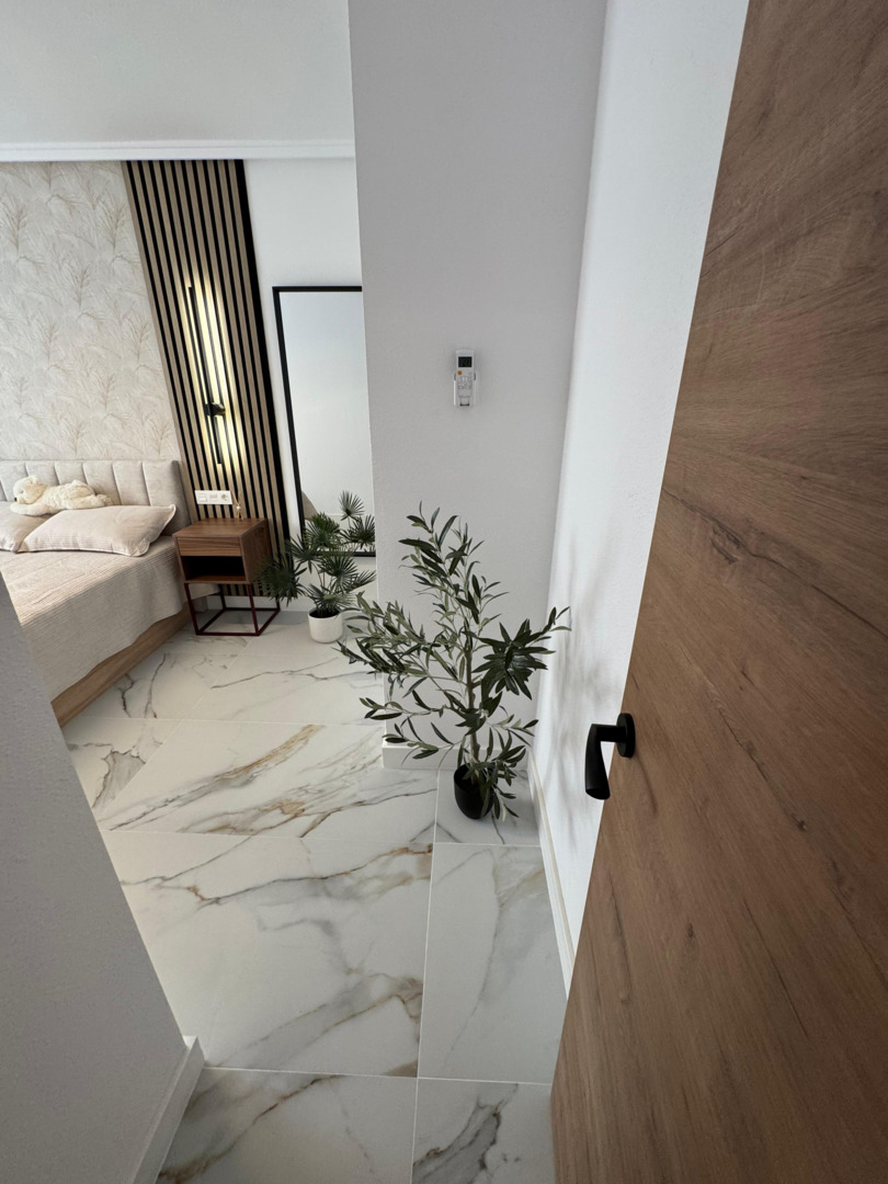 4 Bed, 2 Bath, ApartmentFor Sale, Torrevieja, Alicante