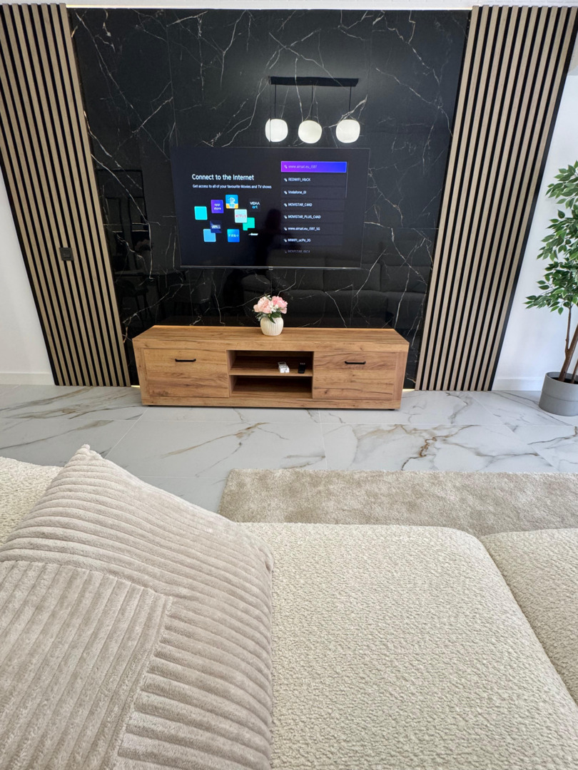 4 Bed, 2 Bath, ApartmentFor Sale, Torrevieja, Alicante