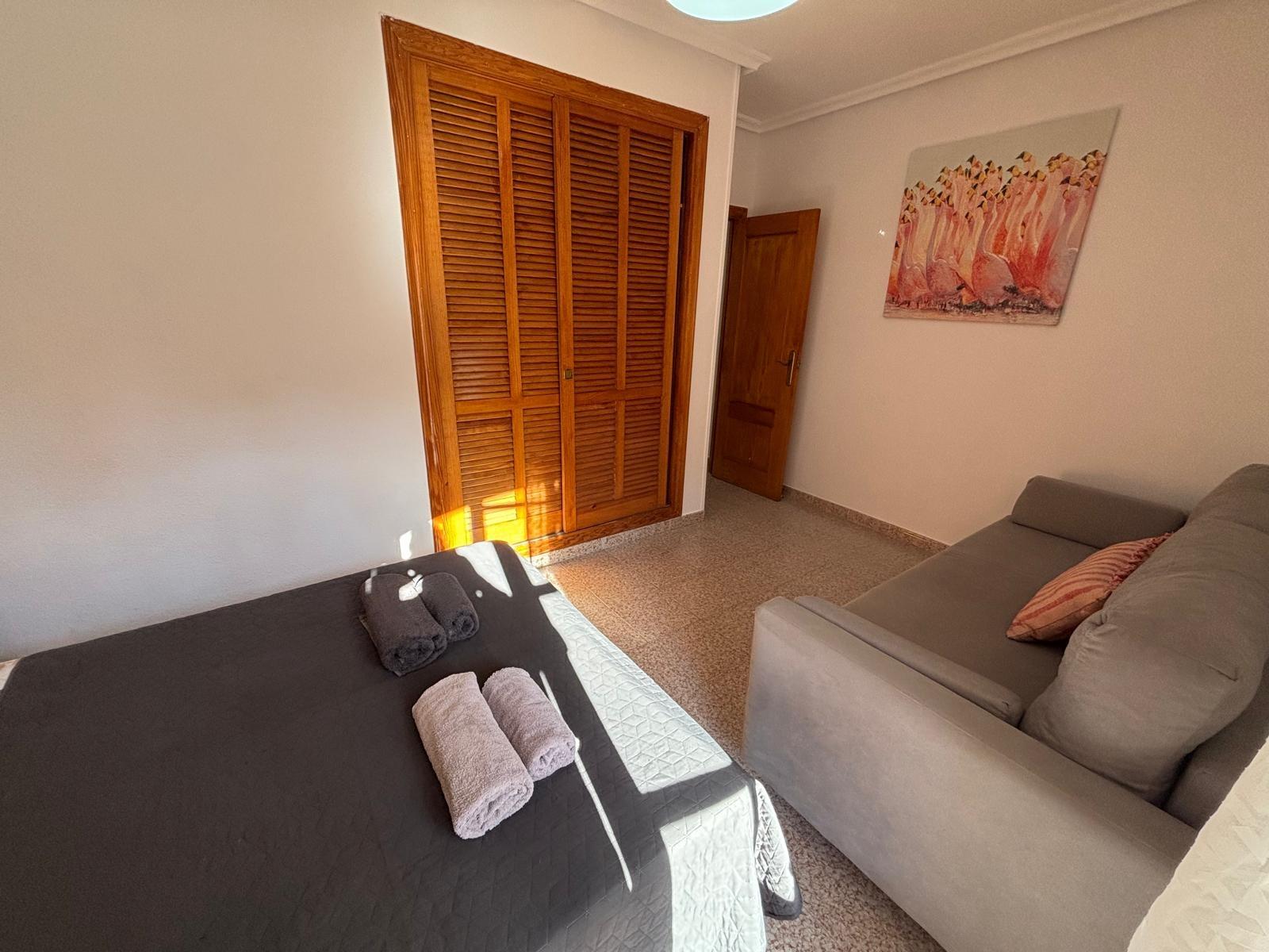 2 Bed, 1 Bath, ApartmentFor Sale, Torrevieja, Alicante