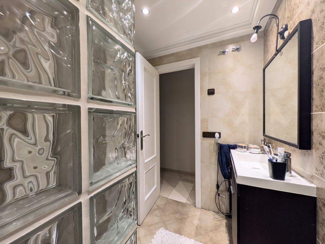 3 Bed, 2 Bath, ApartmentFor Sale, Benidorm, Alicante