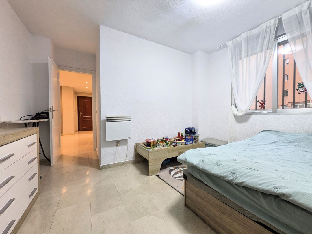 3 Bed, 2 Bath, ApartmentFor Sale, Benidorm, Alicante