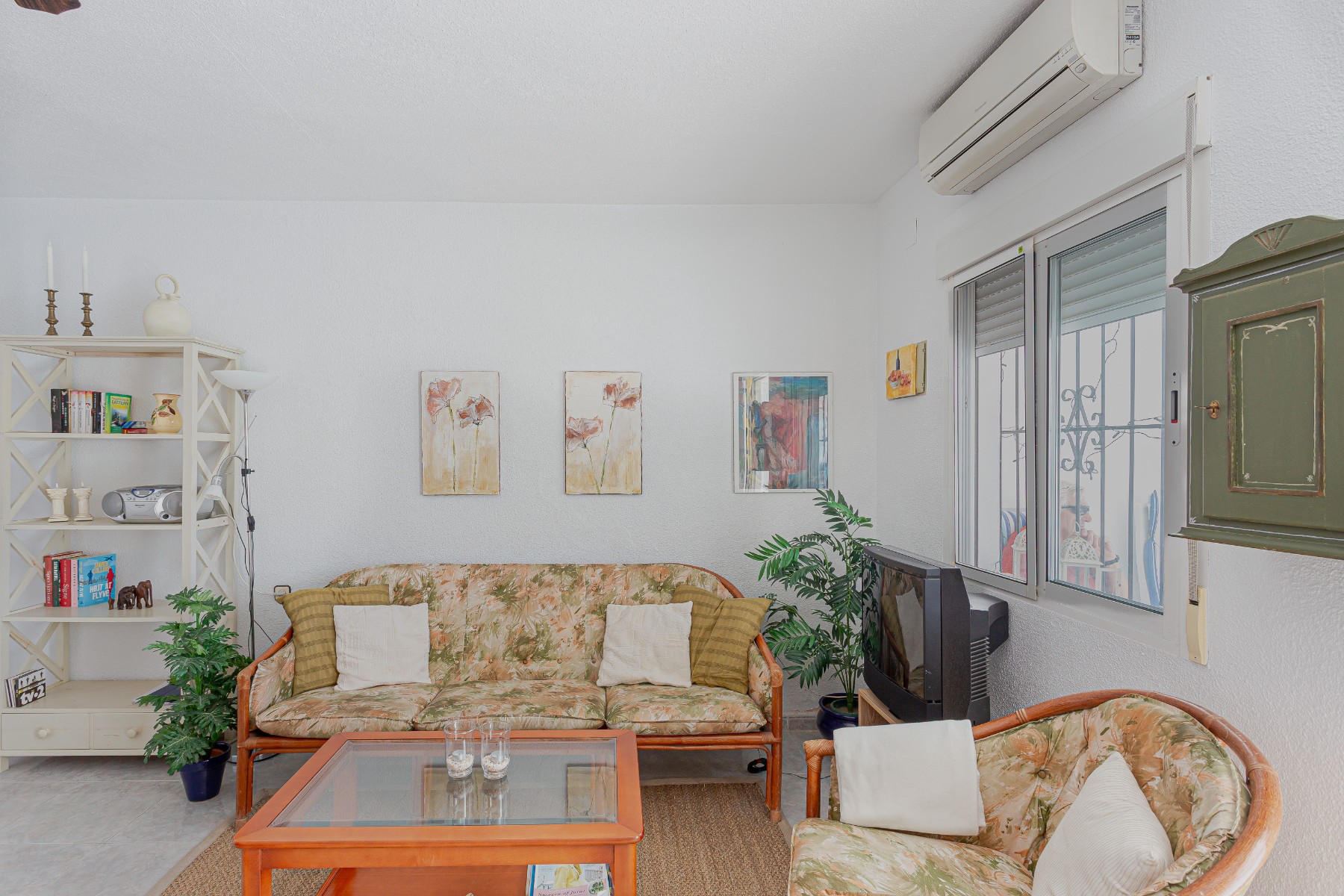 3 Bed, 2 Bath, HouseFor Sale, Orihuela Costa, Alicante