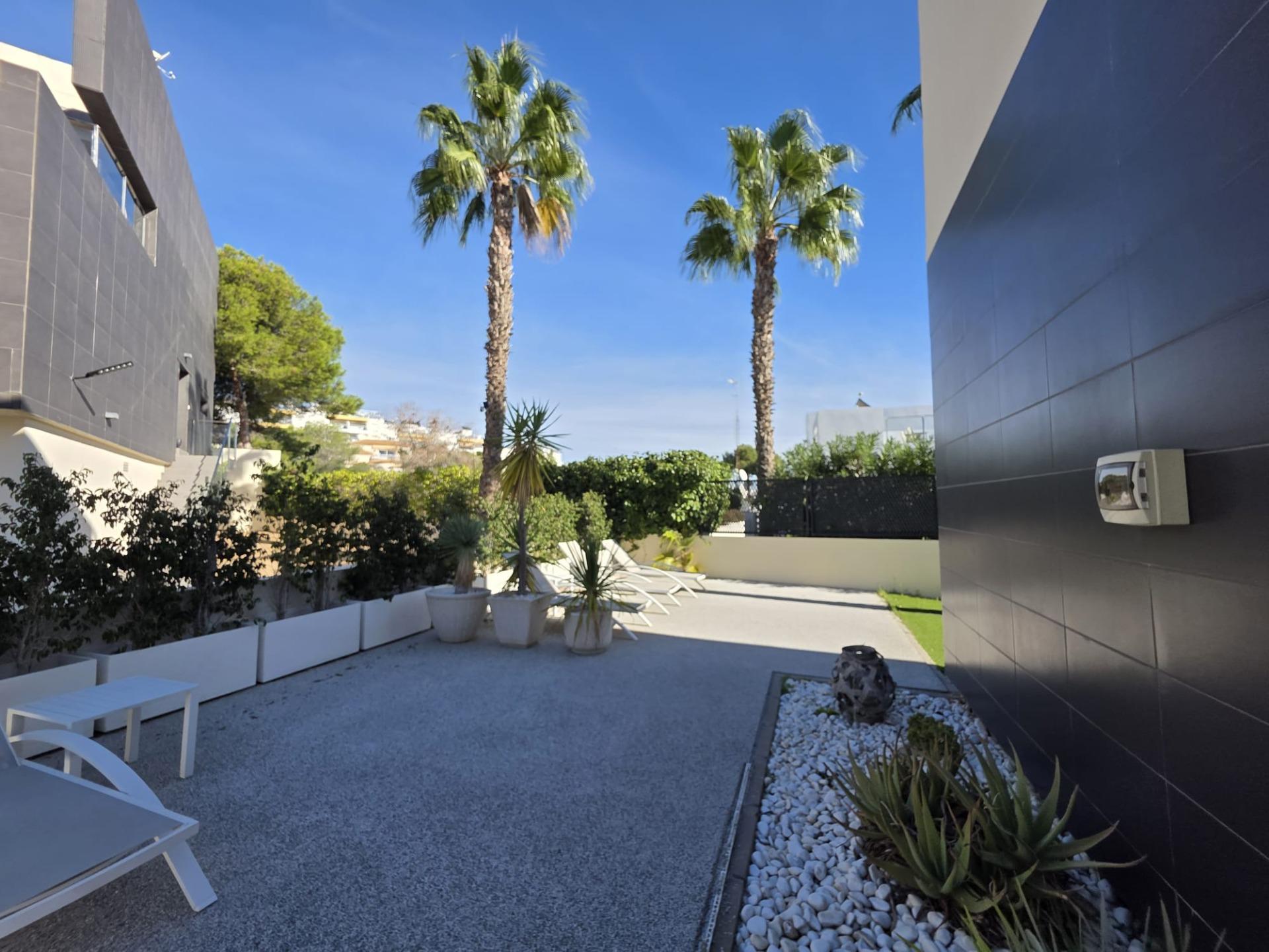 3 Bed, 2 Bath, HouseFor Sale, Orihuela Costa, Alicante