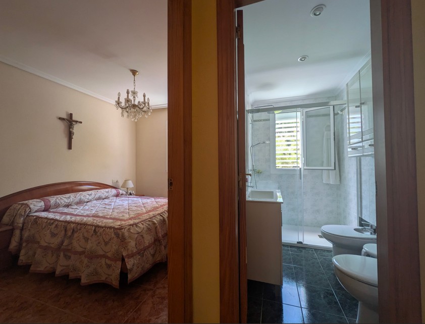 2 Bed, 1 Bath, ApartmentFor Sale, Benidorm, Alicante