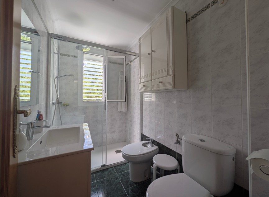 2 Bed, 1 Bath, ApartmentFor Sale, Benidorm, Alicante