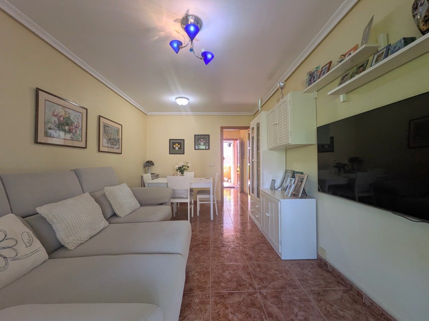 2 Bed, 1 Bath, ApartmentFor Sale, Benidorm, Alicante