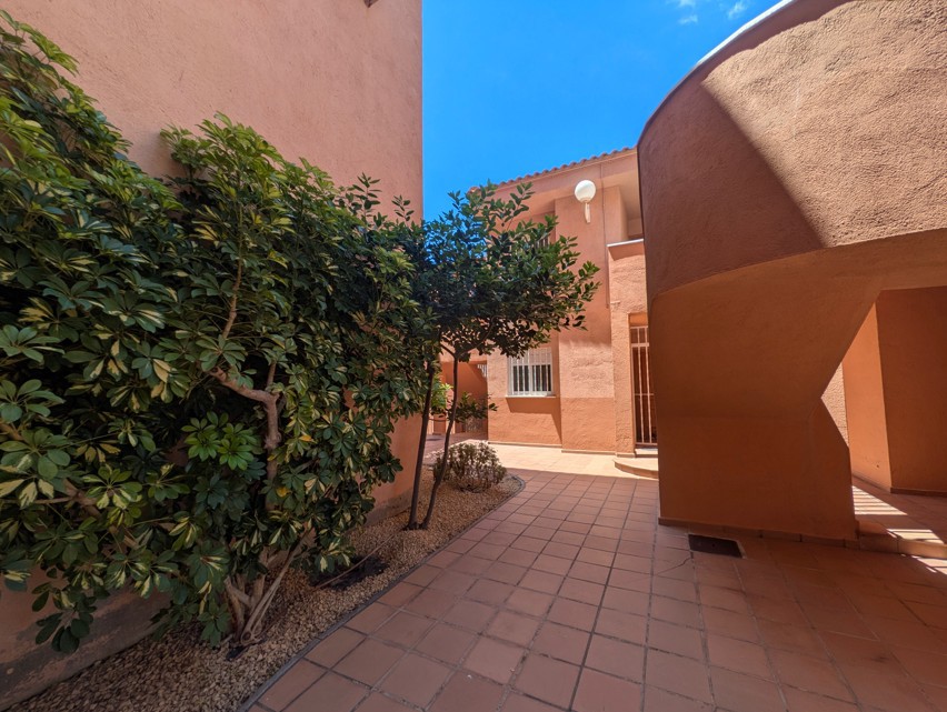 2 Bed, 1 Bath, ApartmentFor Sale, Benidorm, Alicante