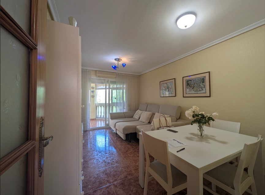 2 Bed, 1 Bath, ApartmentFor Sale, Benidorm, Alicante
