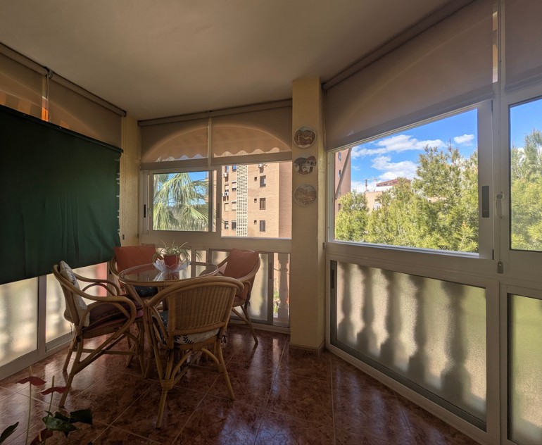 2 Bed, 1 Bath, ApartmentFor Sale, Benidorm, Alicante