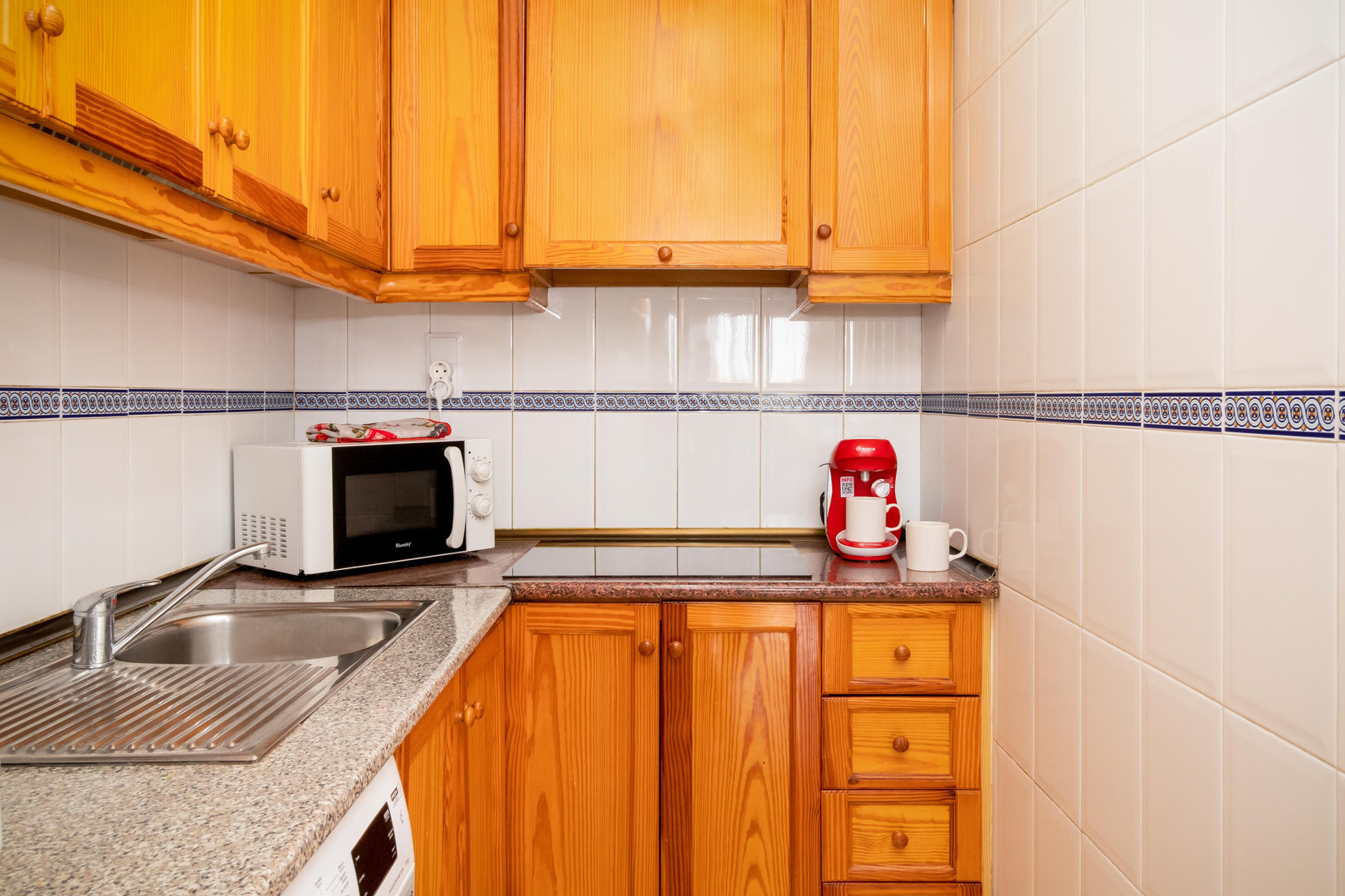 2 Bed, 1 Bath, ApartmentFor Sale, Torrevieja, Alicante