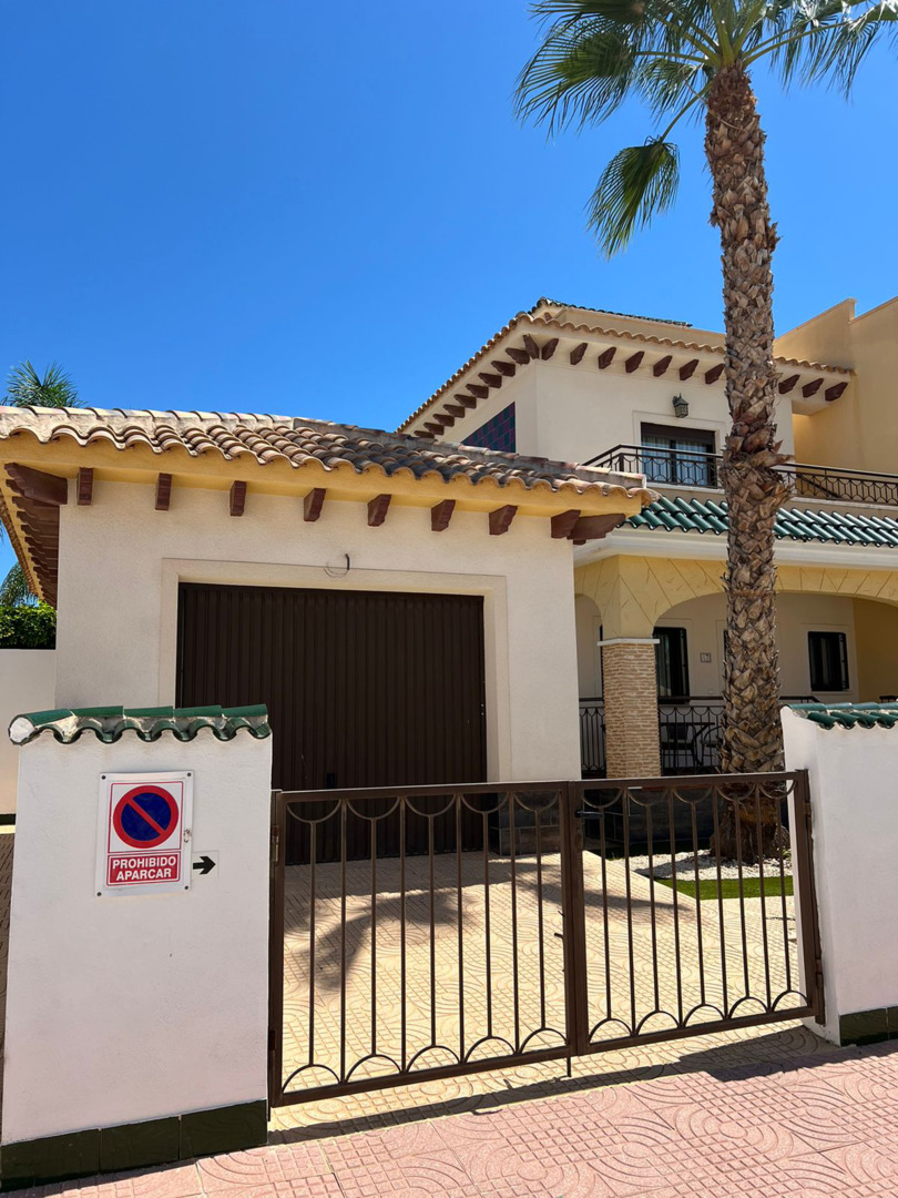 3 Bed, 2 Bath, HouseFor Sale, Ciudad Quesada, Alicante