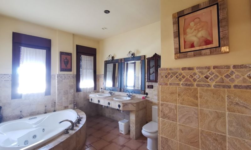 4 Bed, 4 Bath, HouseFor Sale, Orihuela, Alicante