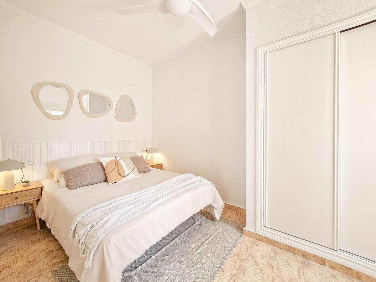 2 Bed, 1 Bath, HouseFor Sale, Torrevieja, Alicante