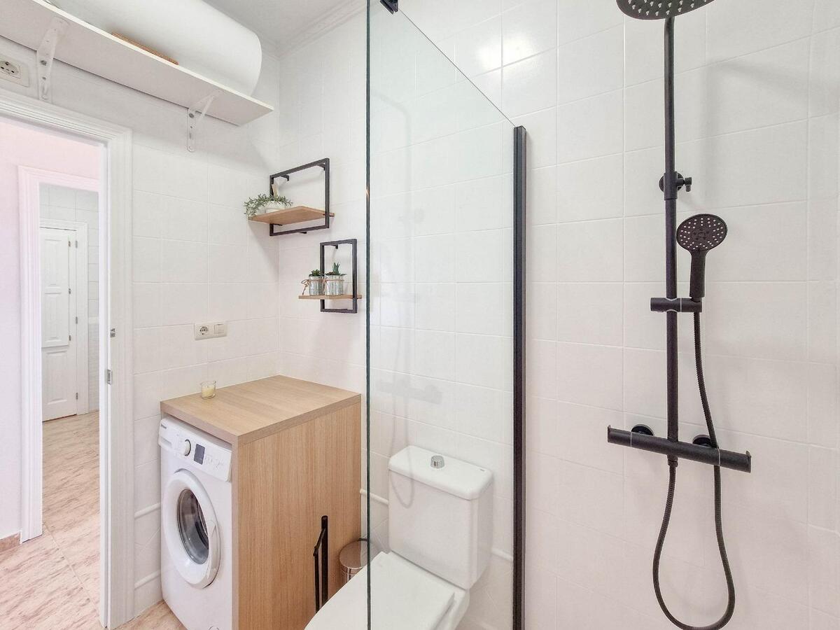 2 Bed, 1 Bath, HouseFor Sale, Torrevieja, Alicante