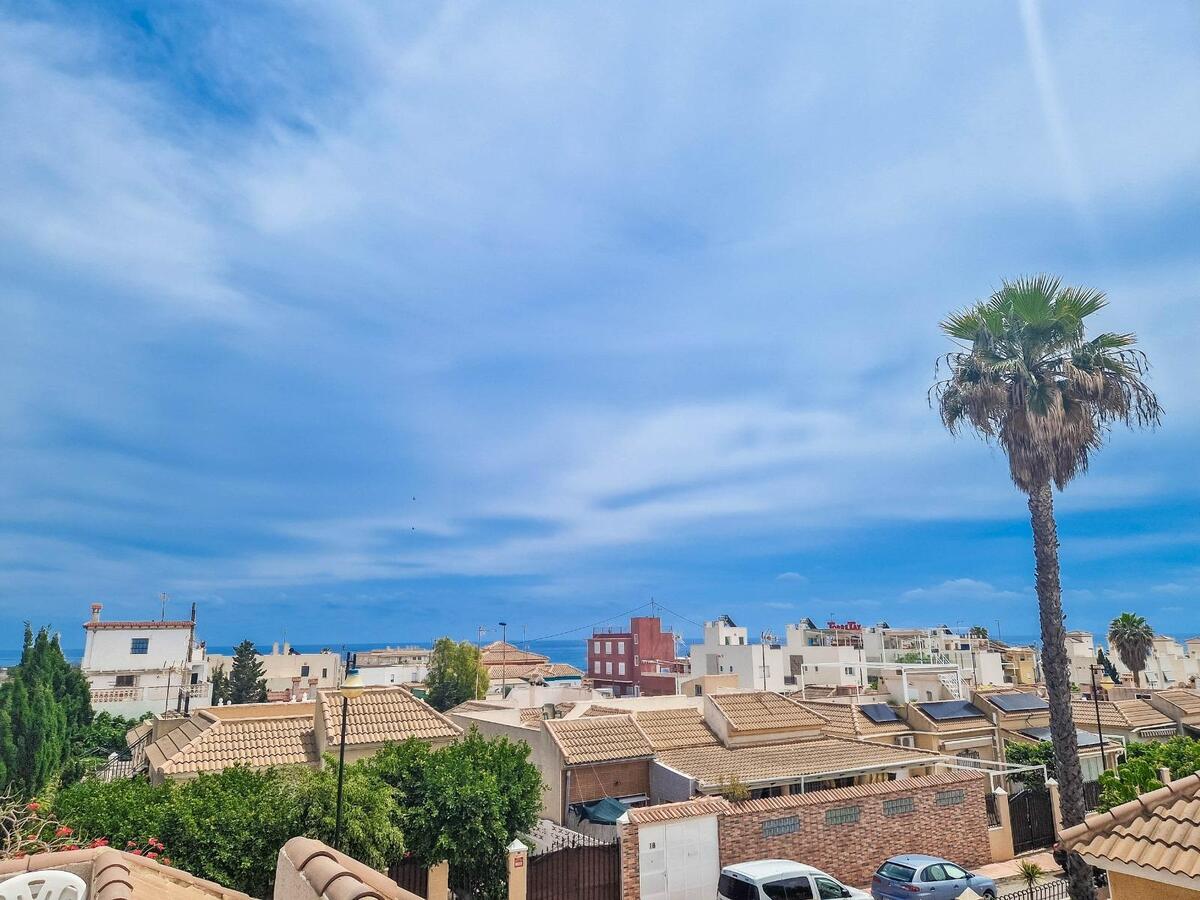 2 Bed, 1 Bath, HouseFor Sale, Torrevieja, Alicante