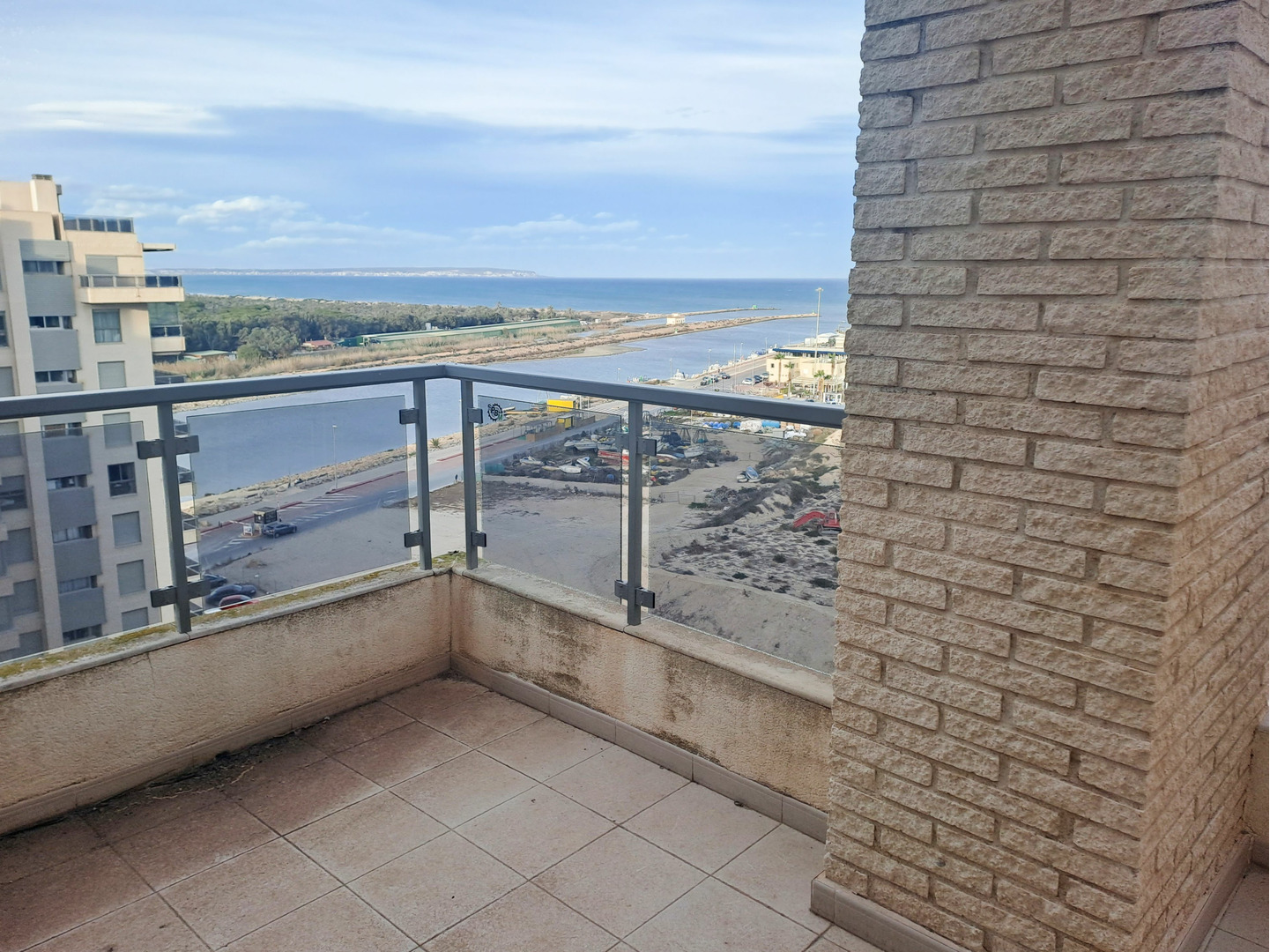 3 Bed, 2 Bath, ApartmentFor Sale, Guardamar Del Segura, Alicante