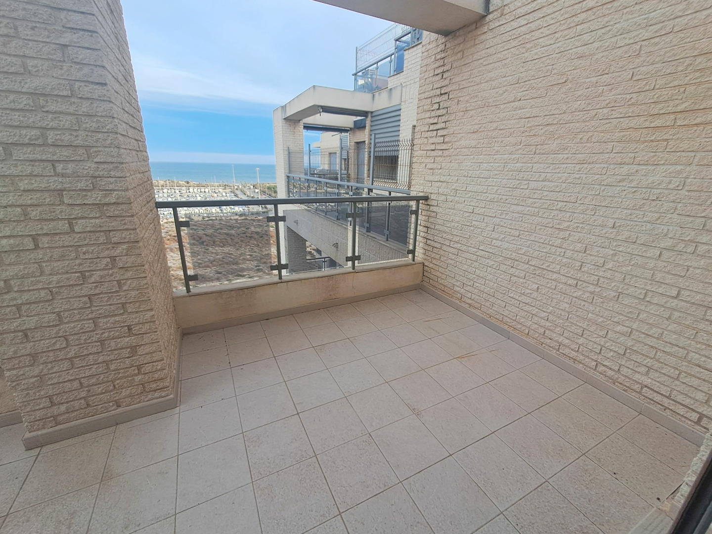 3 Bed, 2 Bath, ApartmentFor Sale, Guardamar Del Segura, Alicante
