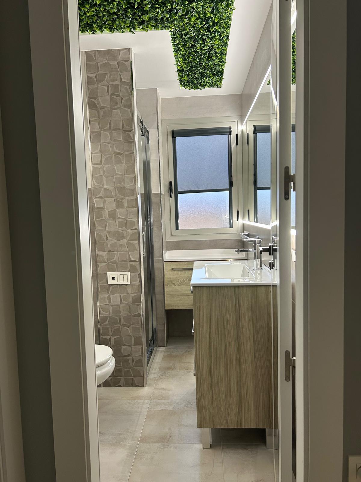 1 Bed, 1 Bath, ApartmentFor Sale, Torrevieja, Alicante