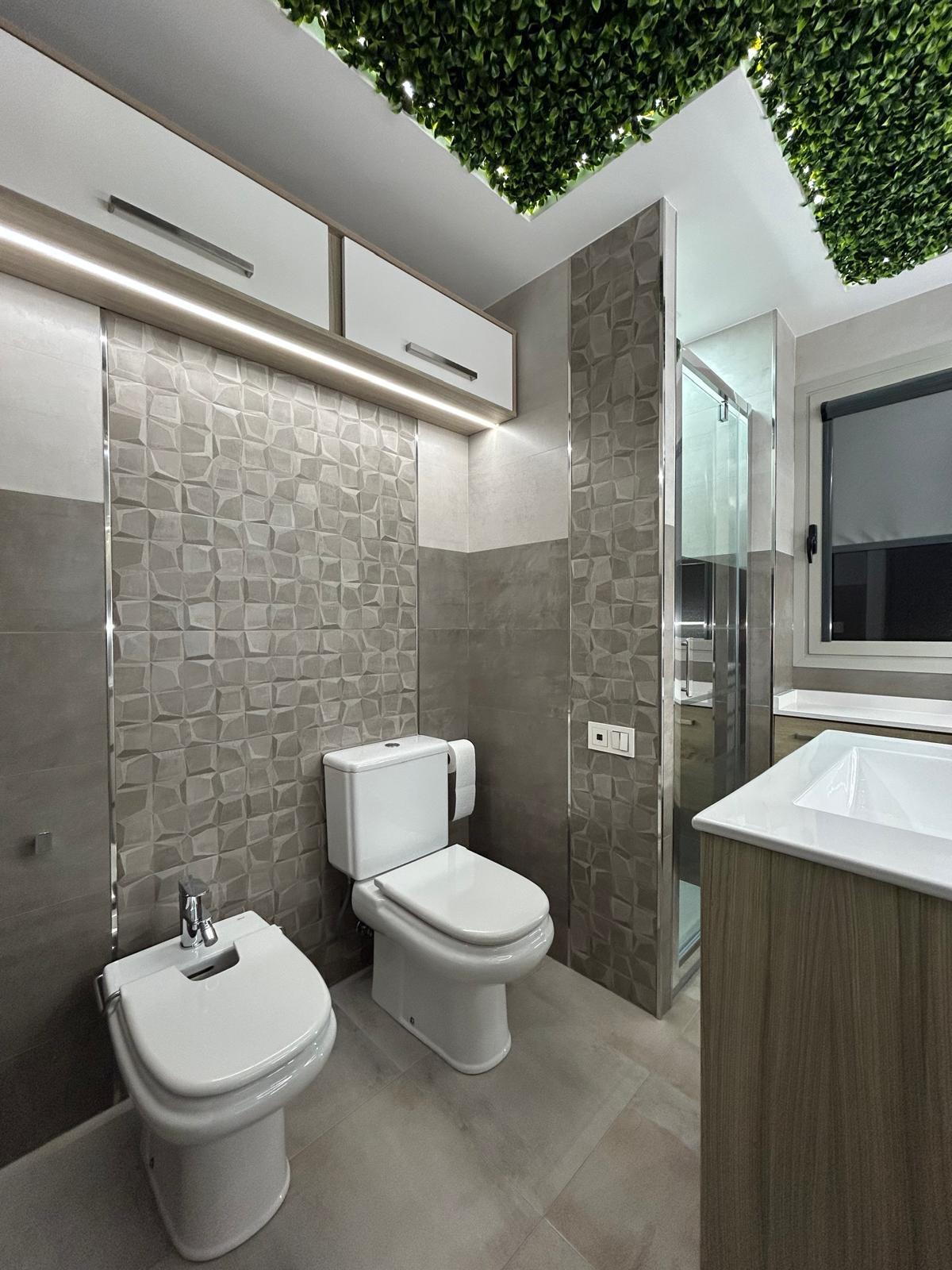 1 Bed, 1 Bath, ApartmentFor Sale, Torrevieja, Alicante