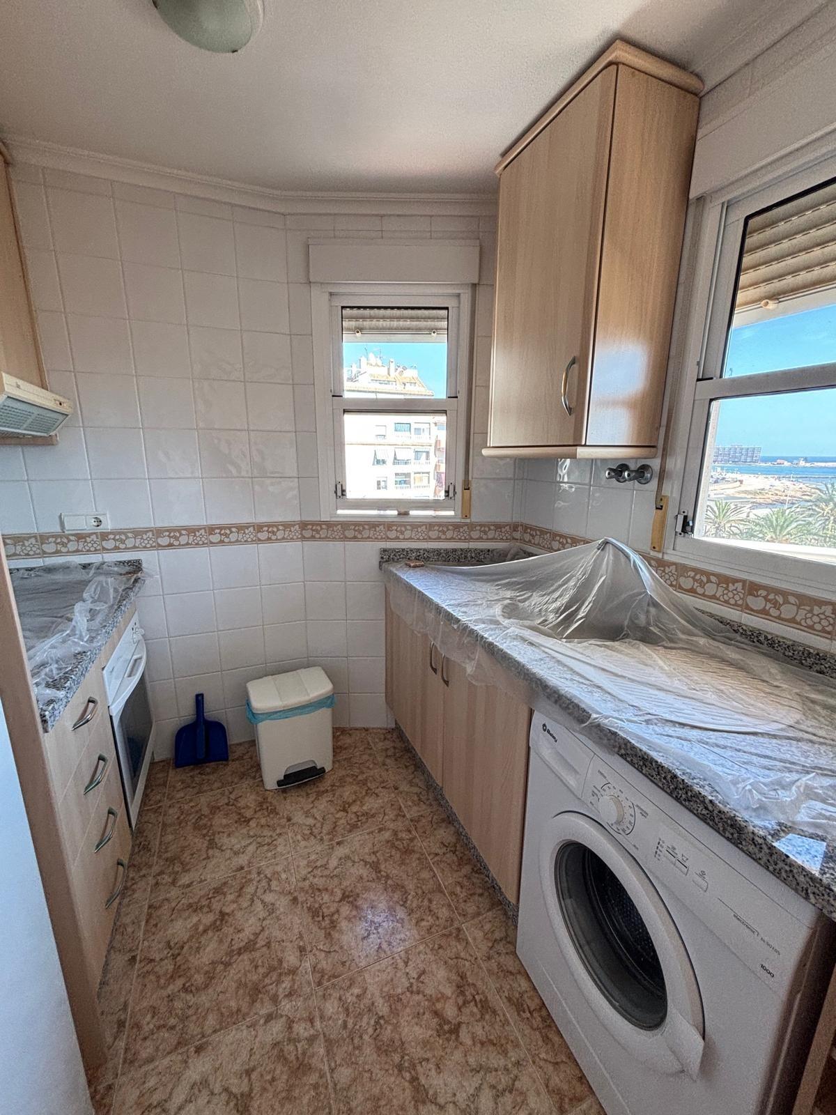 3 Bed, 2 Bath, ApartmentFor Sale, Torrevieja, Alicante 3 Bed, 2 Bath, ApartmentFor Sale, Torrevieja, Alicante