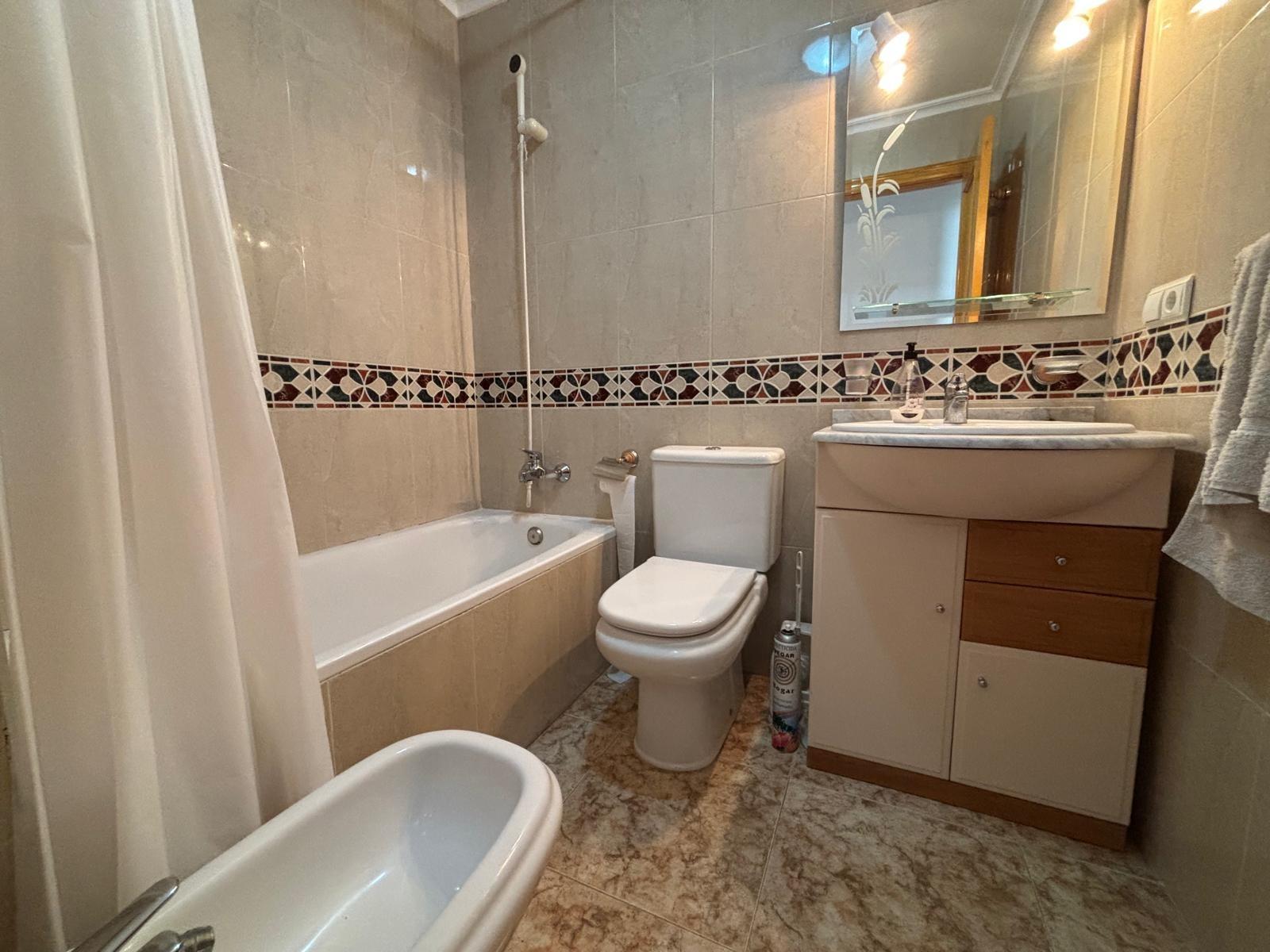 3 Bed, 2 Bath, ApartmentFor Sale, Torrevieja, Alicante 3 Bed, 2 Bath, ApartmentFor Sale, Torrevieja, Alicante