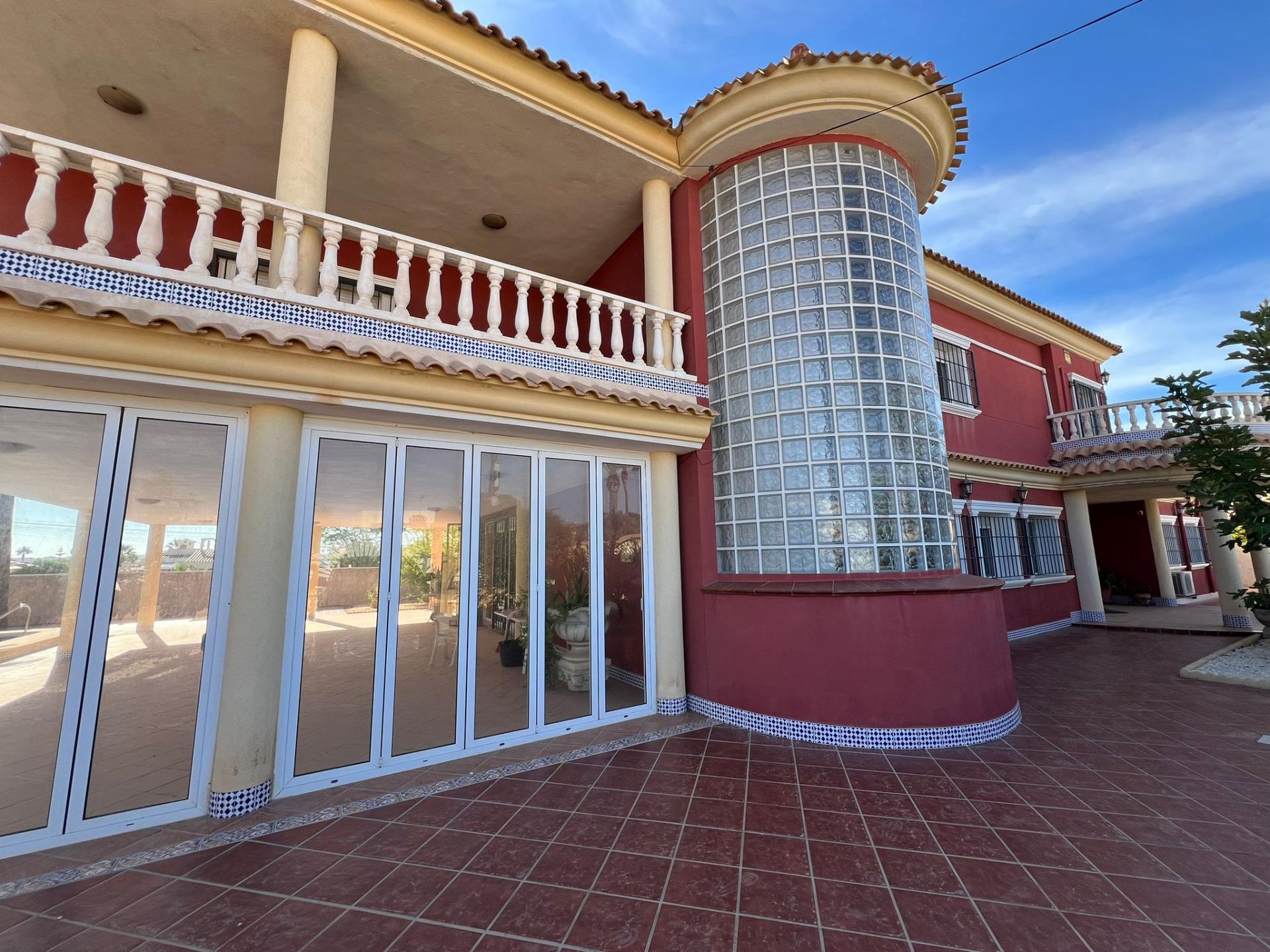6 Bed, 4 Bath, HouseFor Sale, Torrevieja, Alicante 6 Bed, 4 Bath, HouseFor Sale, Torrevieja, Alicante