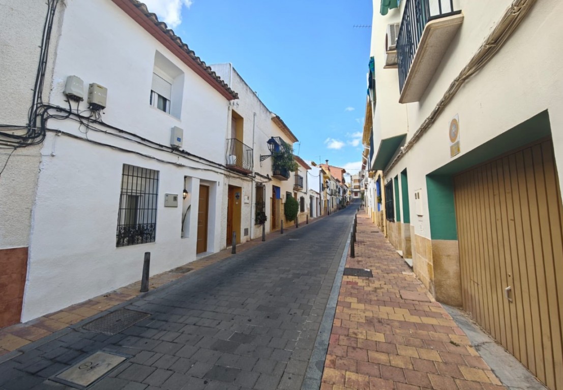 2 Bed, 1 Bath, HouseFor Sale, La Nucia, Alicante