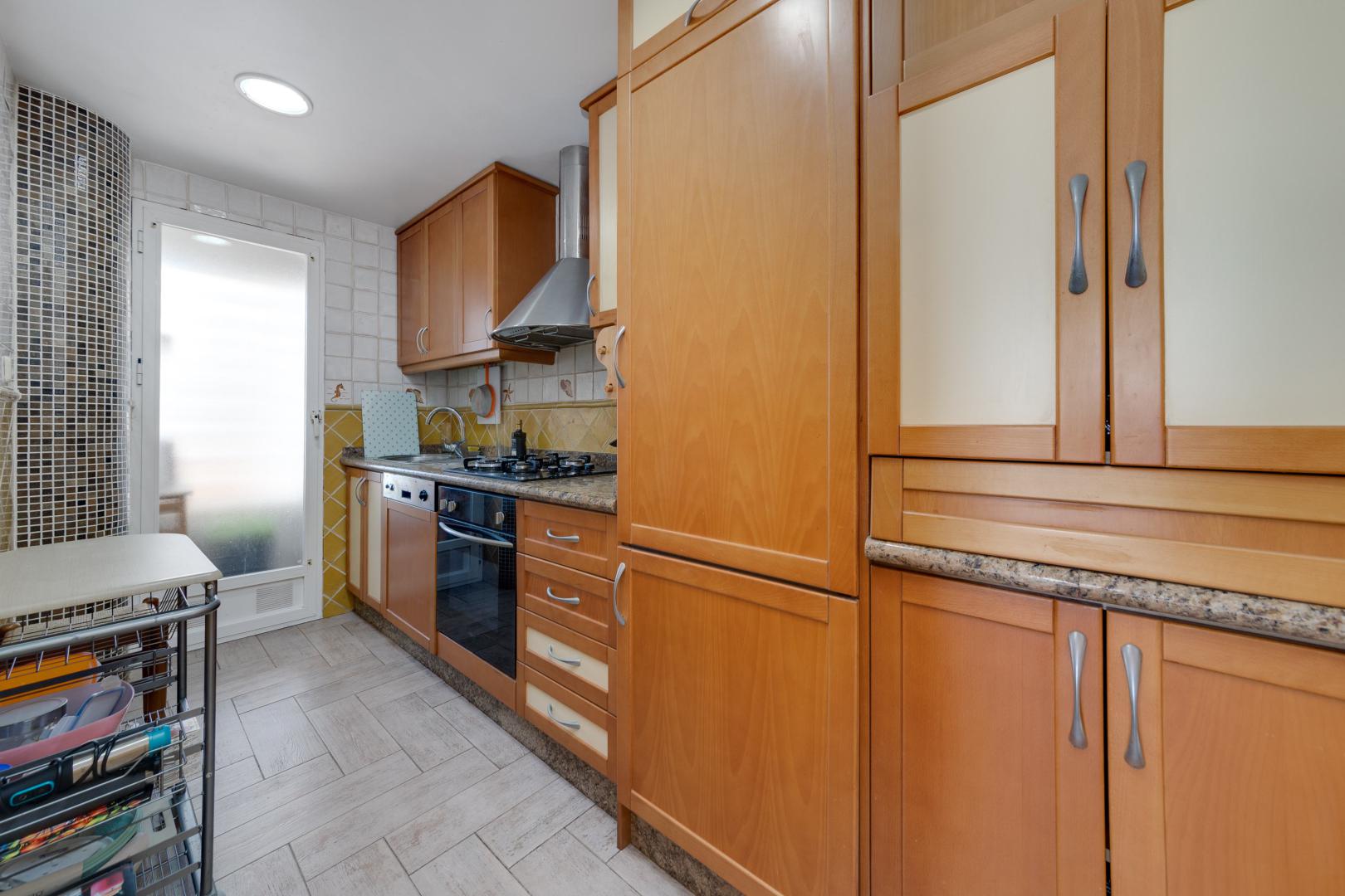 2 Bed, 2 Bath, ApartmentFor Sale, Guardamar Del Segura, Alicante 2 Bed, 2 Bath, ApartmentFor Sale, Guardamar Del Segura, Alicante