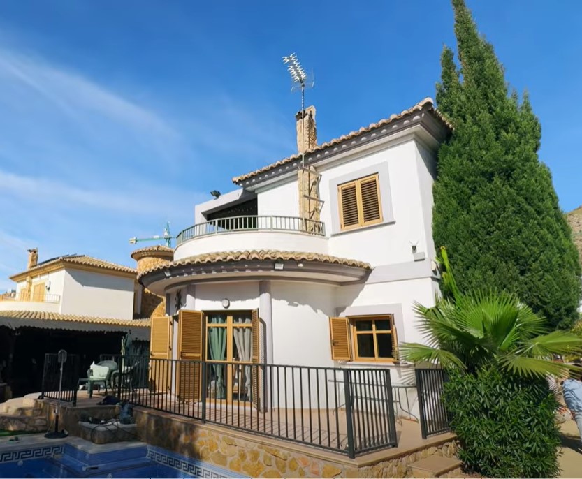 3 Bed, 4 Bath, HouseFor Sale, Benidorm, Alicante