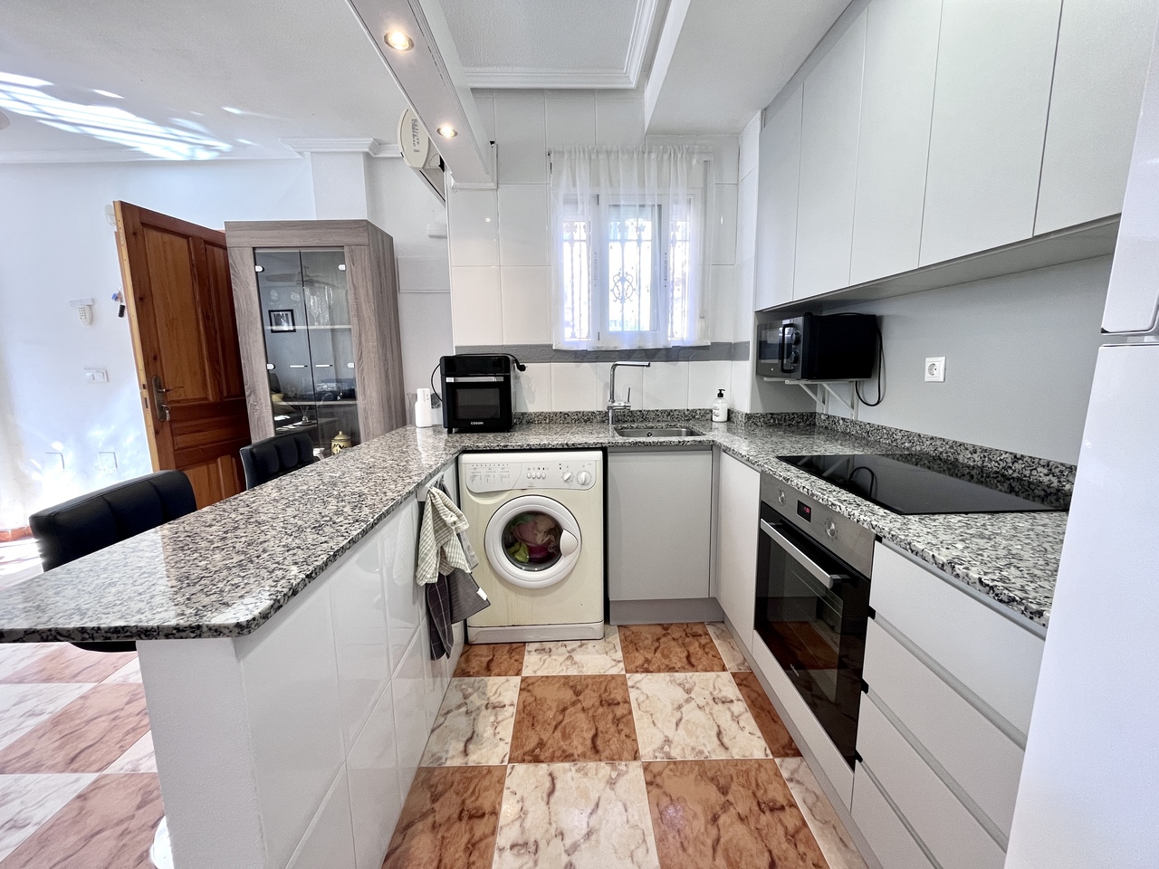 2 Bed, 2 Bath, HouseFor Sale, La Zenia, Alicante