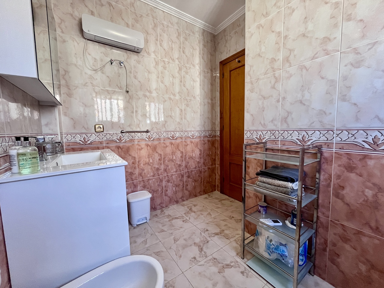 2 Bed, 2 Bath, HouseFor Sale, La Zenia, Alicante