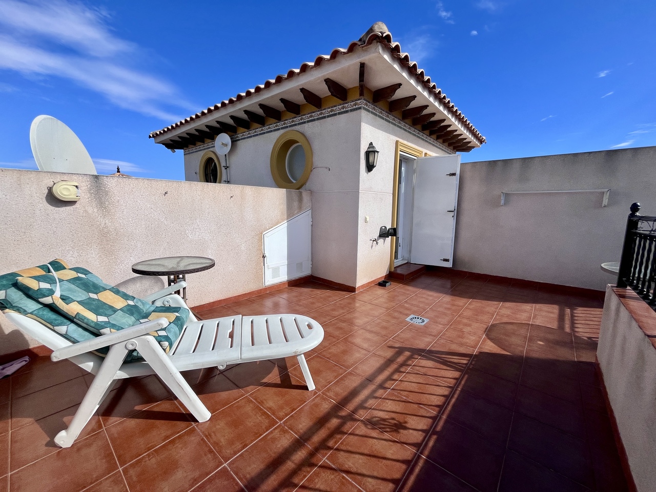 2 Bed, 2 Bath, HouseFor Sale, La Zenia, Alicante