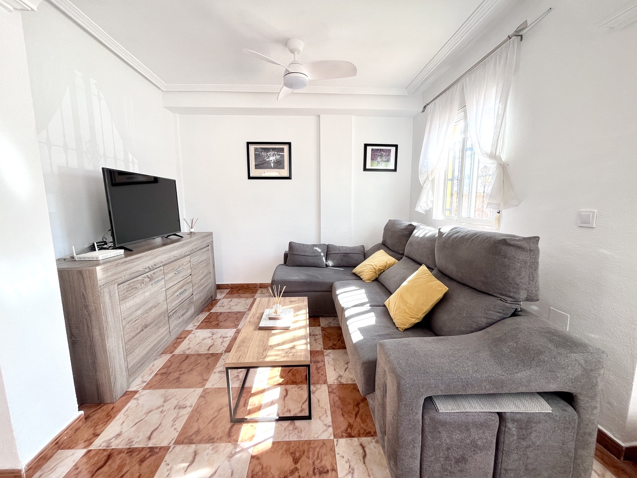 2 Bed, 2 Bath, HouseFor Sale, La Zenia, Alicante