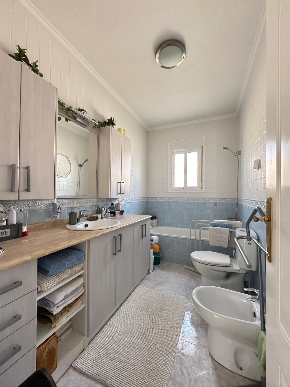 3 Bed, 2 Bath, HouseFor Sale, Rojales, Alicante