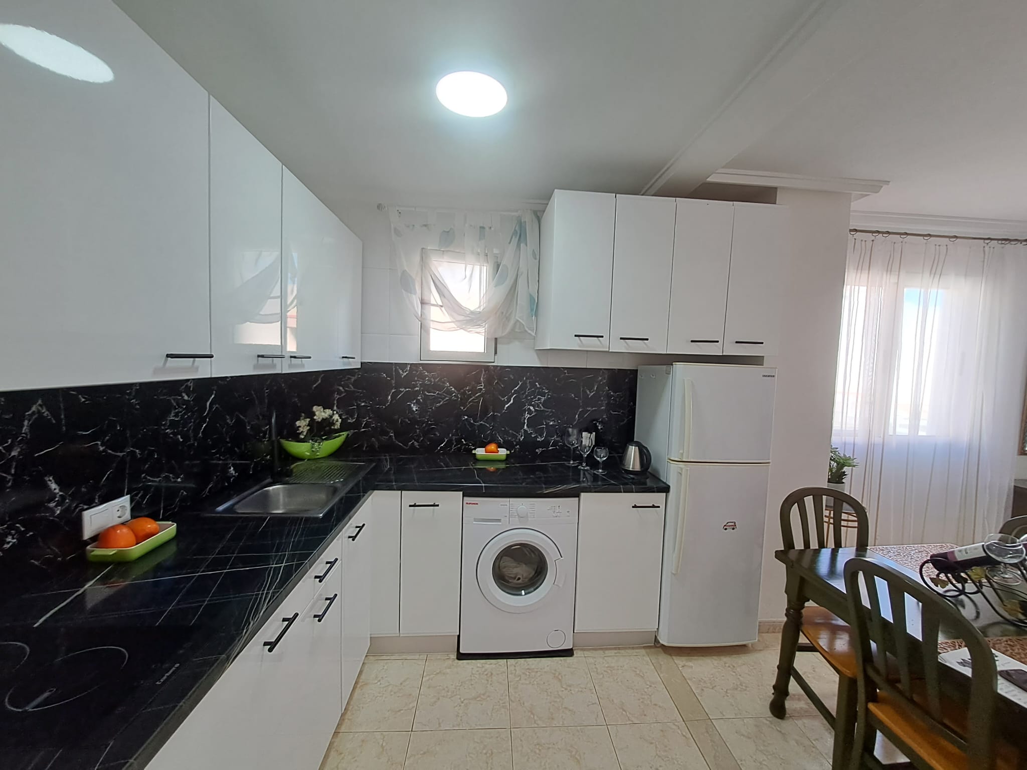 2 Bed, 1 Bath, ApartmentFor Sale, Torrevieja, Alicante