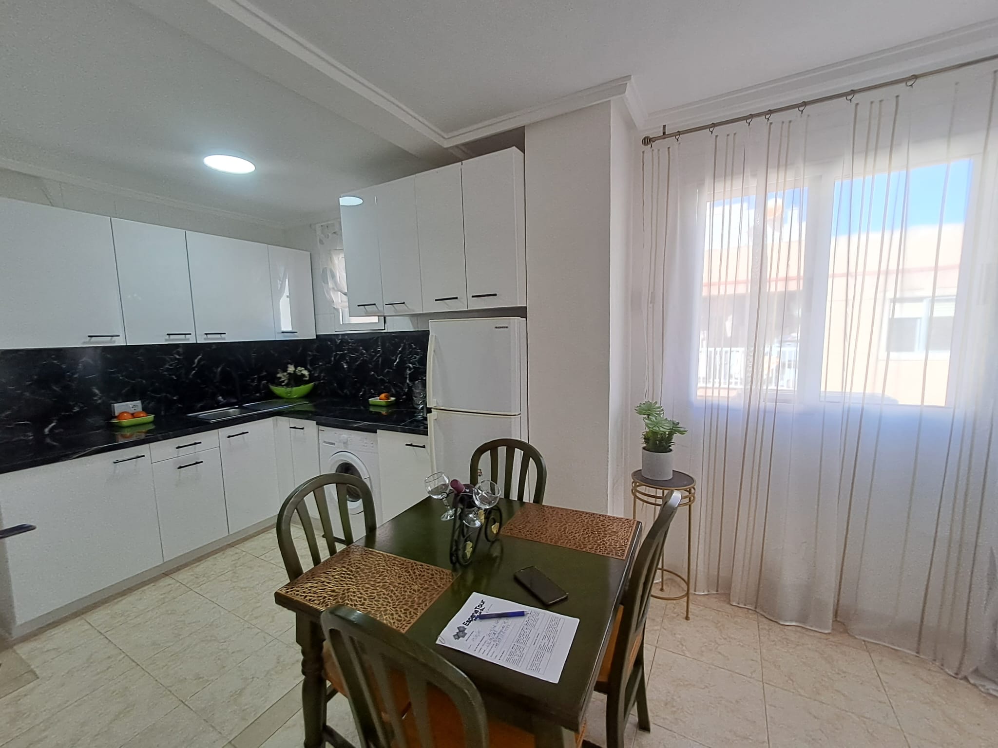 2 Bed, 1 Bath, ApartmentFor Sale, Torrevieja, Alicante 2 Bed, 1 Bath, ApartmentFor Sale, Torrevieja, Alicante