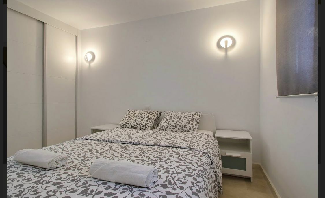 3 Bed, 2 Bath, ApartmentFor Sale, Torrevieja, Alicante 3 Bed, 2 Bath, ApartmentFor Sale, Torrevieja, Alicante