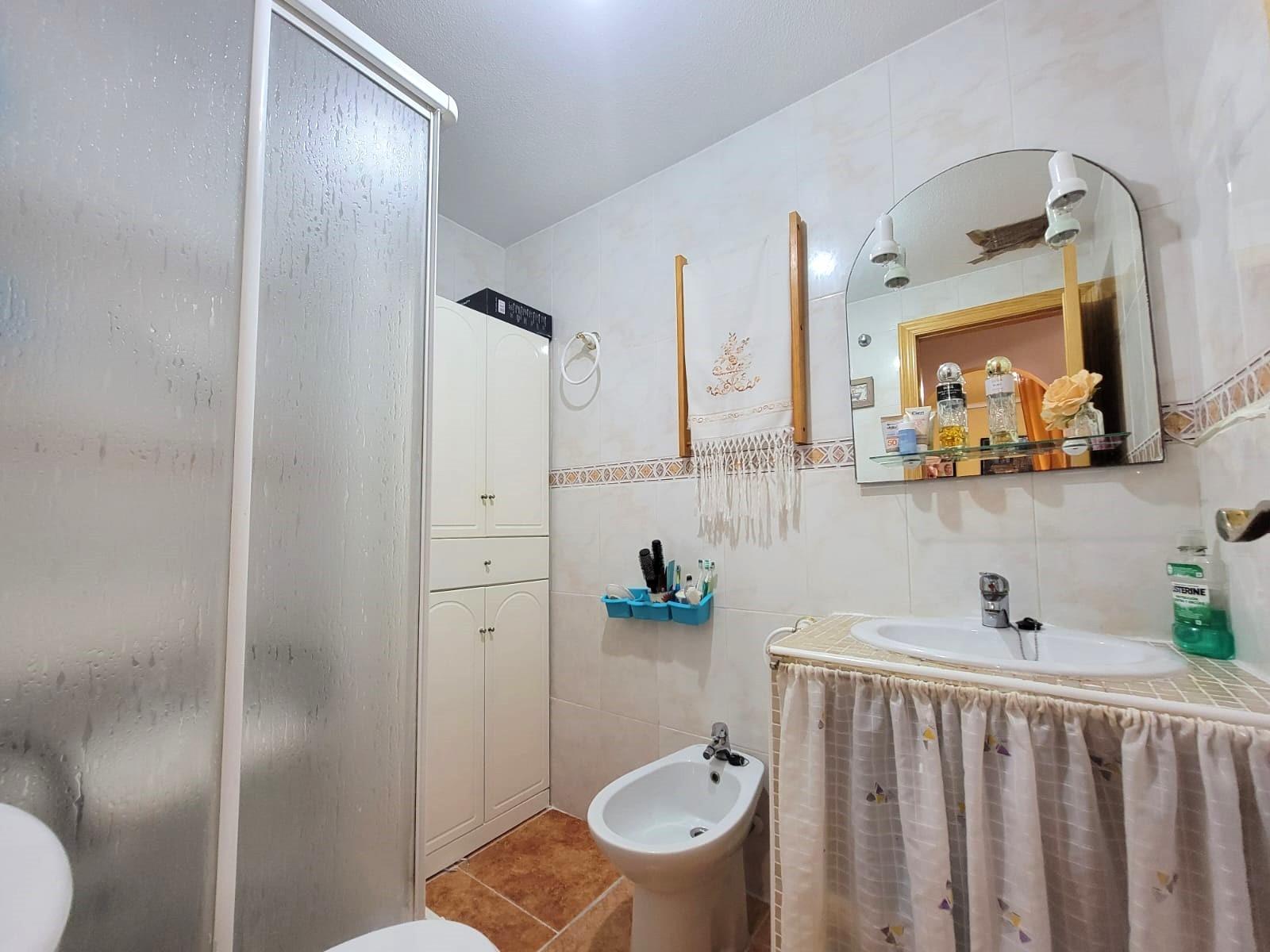 2 Bed, 1 Bath, ApartmentFor Sale, Torrevieja, Alicante 2 Bed, 1 Bath, ApartmentFor Sale, Torrevieja, Alicante