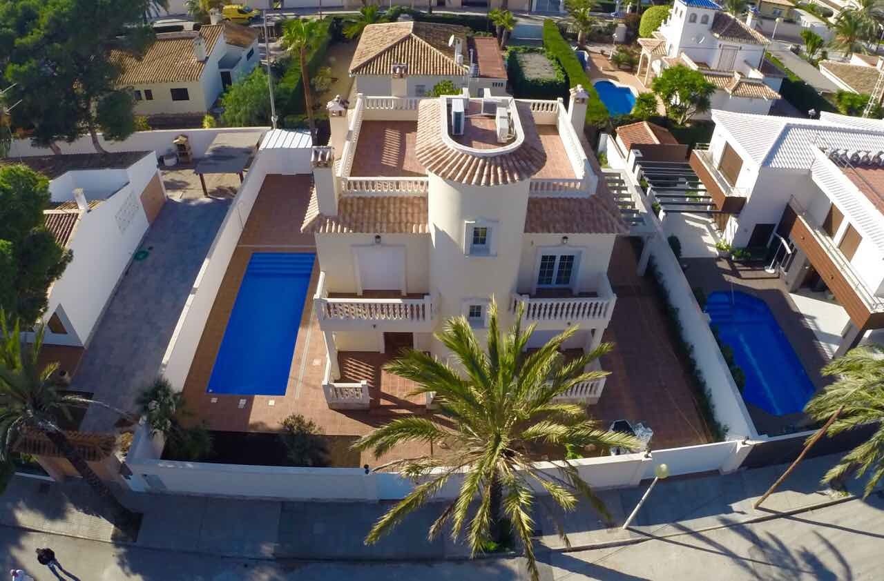 4 Bed, 4 Bath, HouseFor Sale, Cabo Roig, Alicante 4 Bed, 4 Bath, HouseFor Sale, Cabo Roig, Alicante