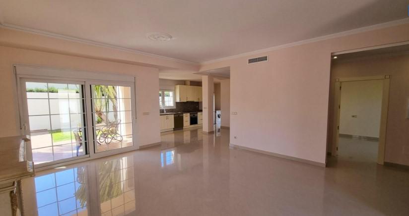 4 Bed, 4 Bath, HouseFor Sale, Cabo Roig, Alicante 4 Bed, 4 Bath, HouseFor Sale, Cabo Roig, Alicante