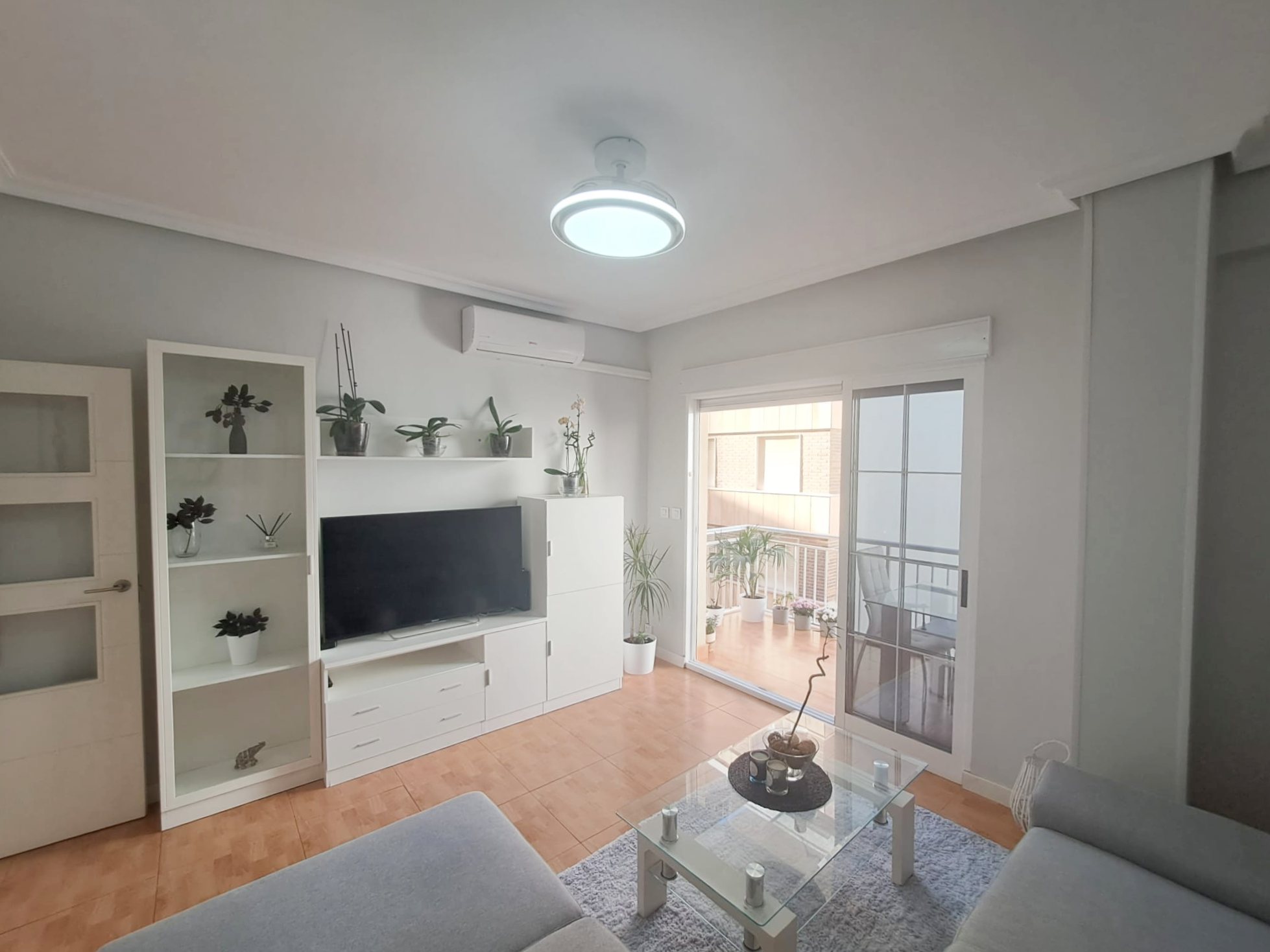 3 Bed, 2 Bath, ApartmentFor Sale, Torrevieja, Alicante 3 Bed, 2 Bath, ApartmentFor Sale, Torrevieja, Alicante