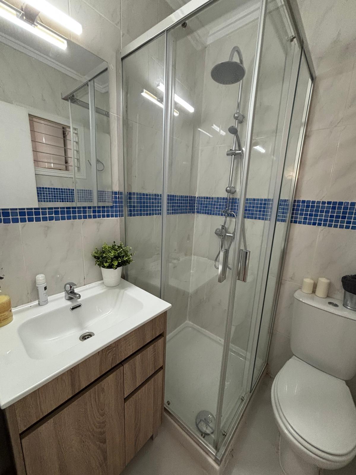 1 Bed, 1 Bath, HouseFor Sale, Torrevieja, Alicante